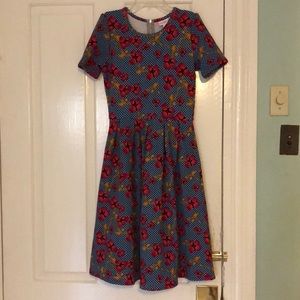 Vintage pin up style dress. Skater dress fit.